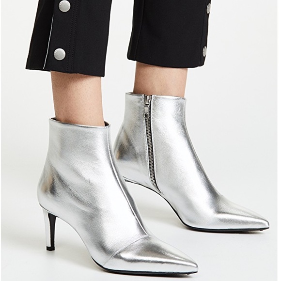 rag & bone Shoes - NWOB Rag and Bone Silver Toned Ankle Booties 🔥😱